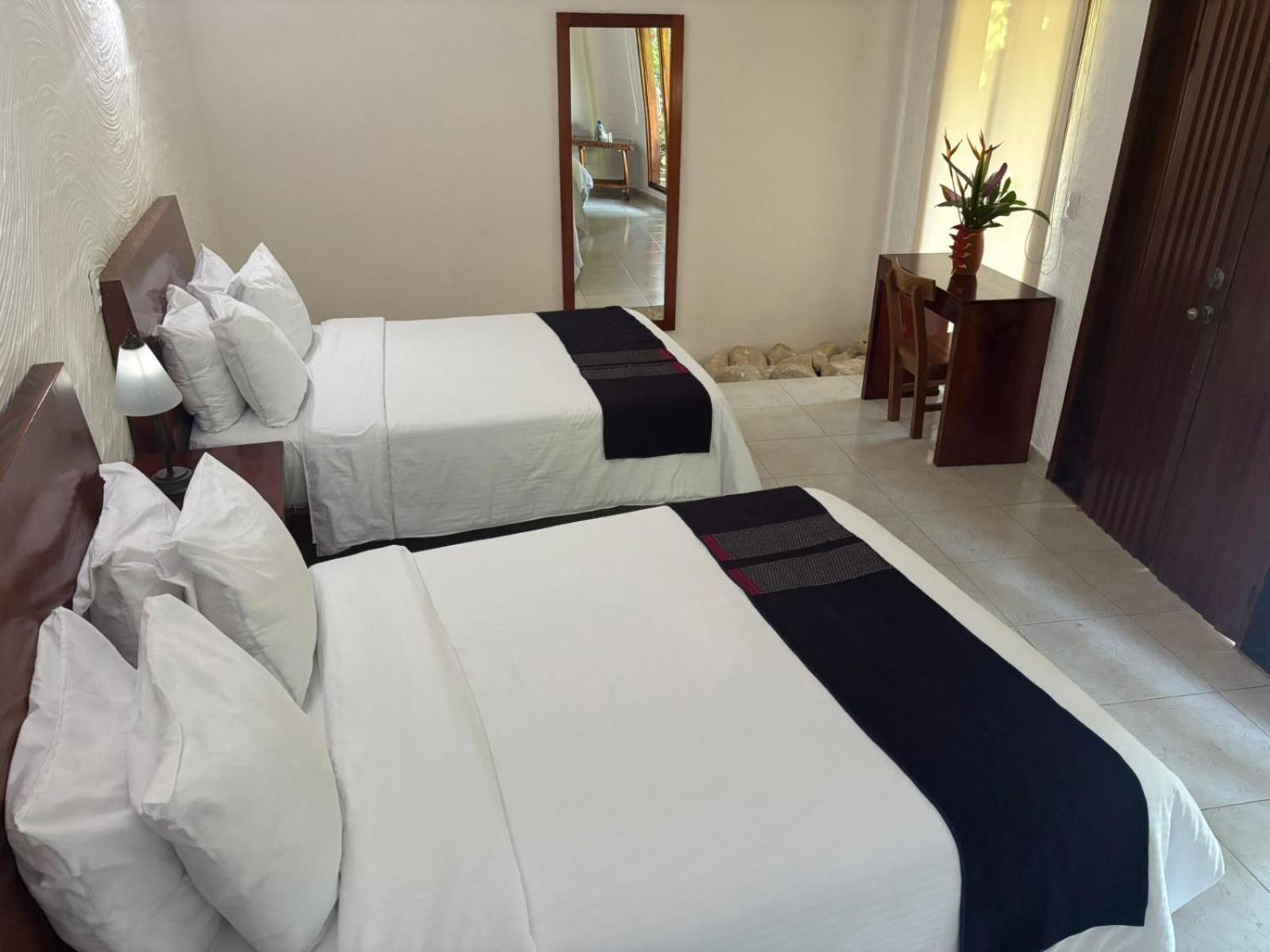 Hotel La Aldea Del Halach Huinic Palenque Extérieur photo